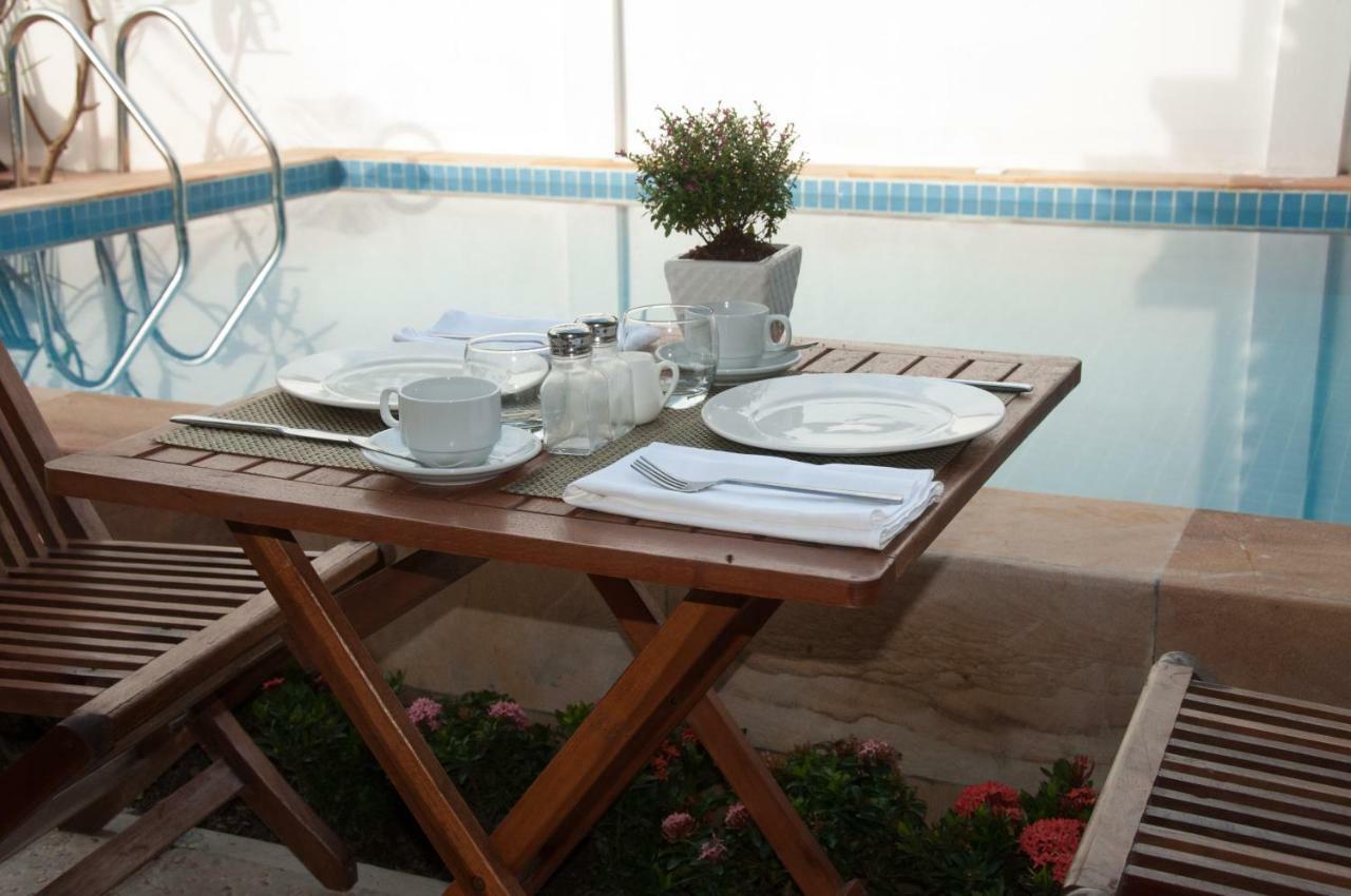 Private Boutique Home With Pool, The Fin Inn Сиемрип Экстерьер фото
